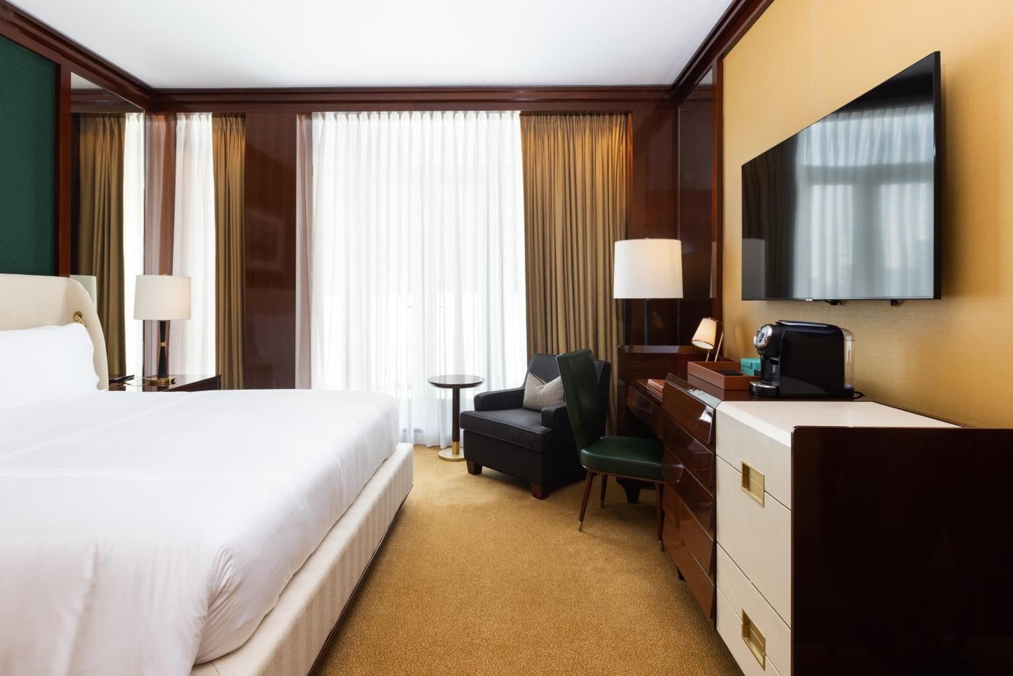 Casa Cipriani New York Hotel Room photo