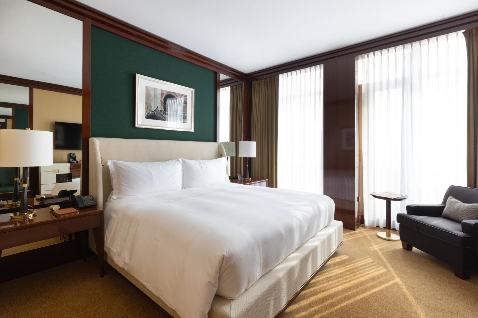 Casa Cipriani New York Hotel Room photo